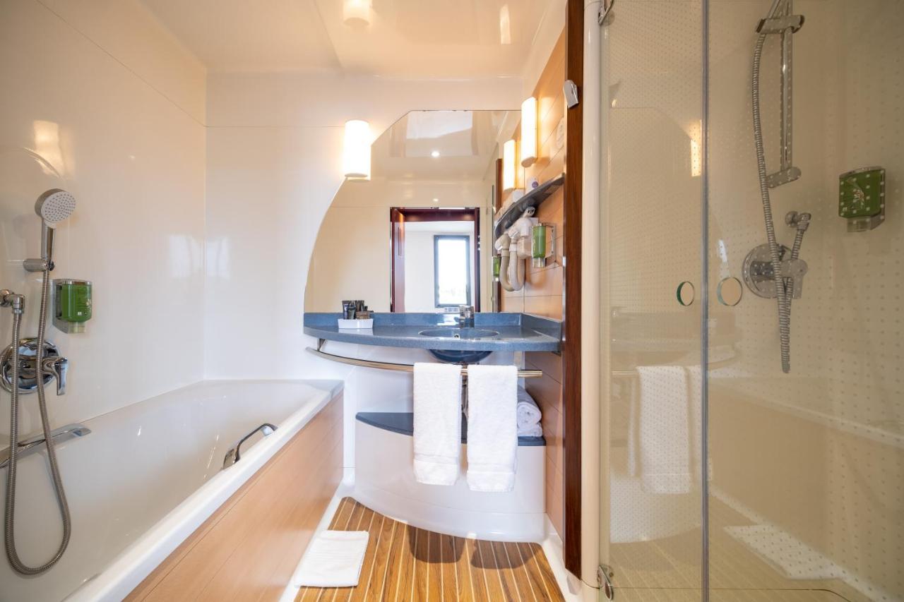 B&B Hotel Calais Terminal Cite Europe 4 Etoiles コケル エクステリア 写真