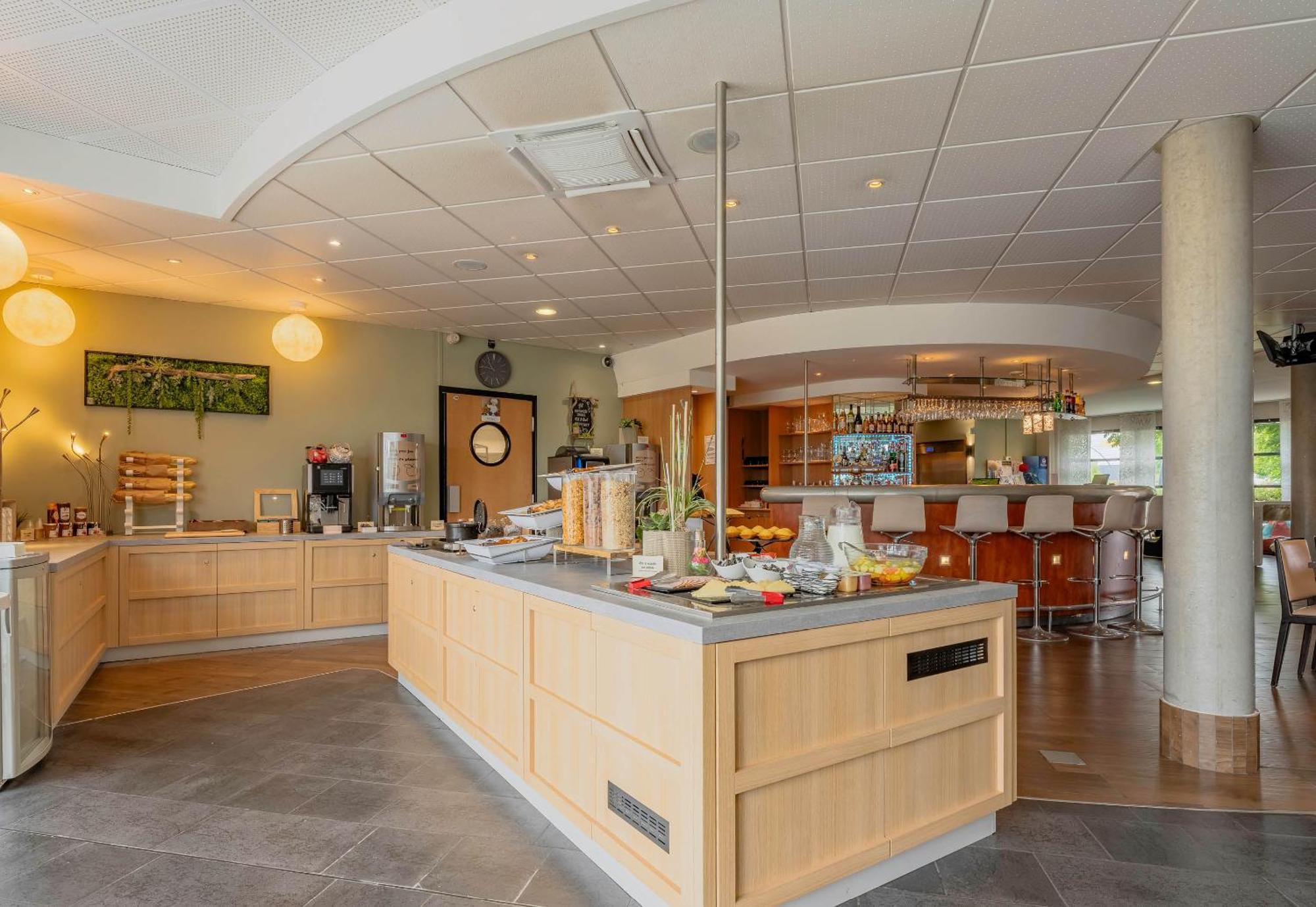 B&B Hotel Calais Terminal Cite Europe 4 Etoiles コケル エクステリア 写真