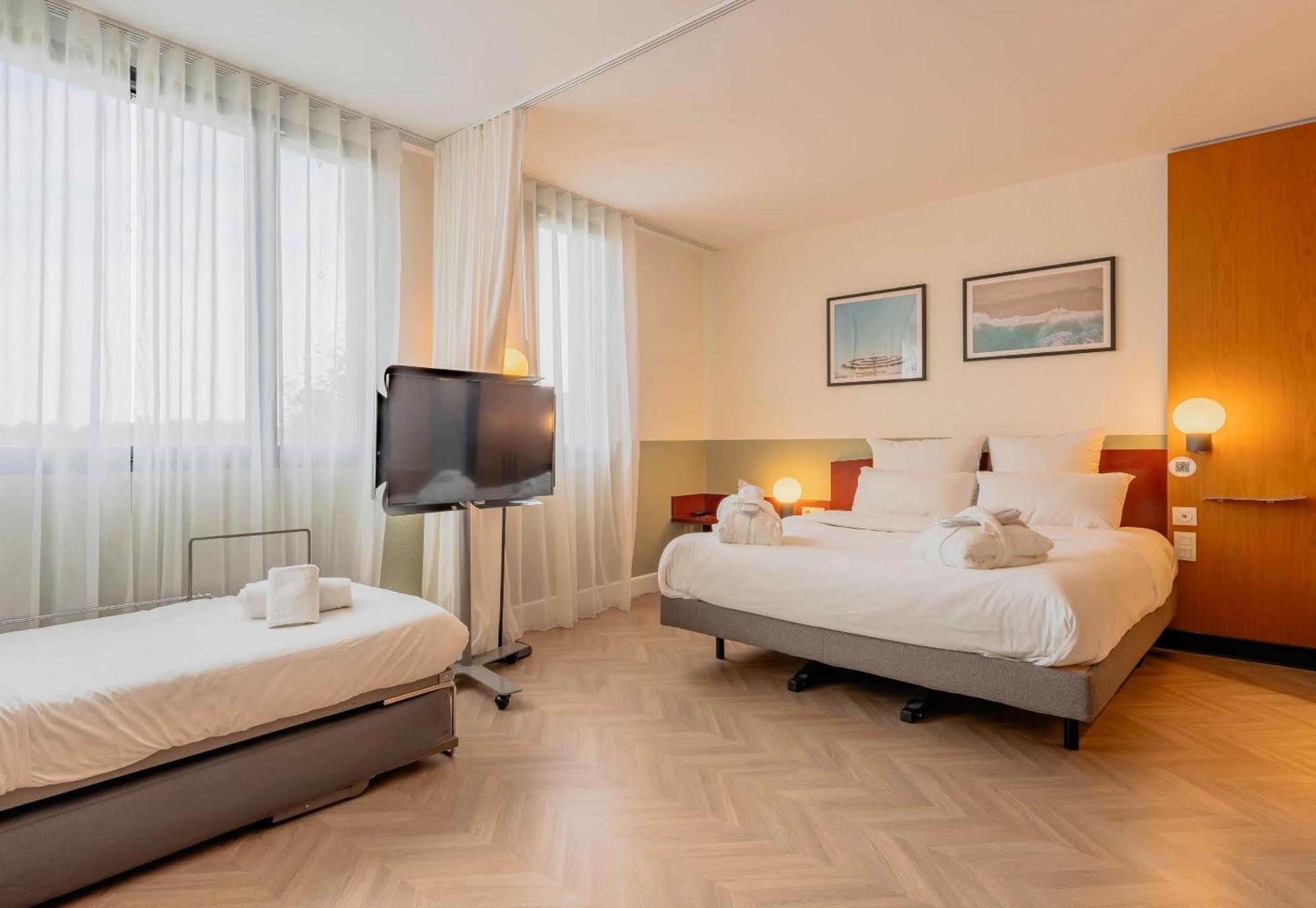 B&B Hotel Calais Terminal Cite Europe 4 Etoiles コケル エクステリア 写真