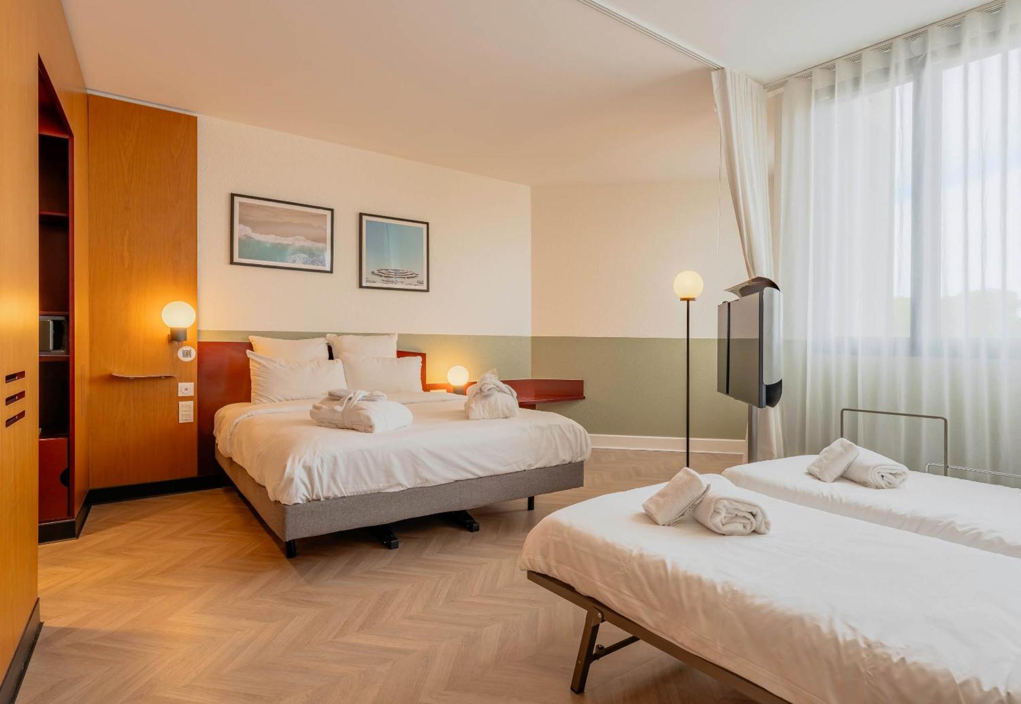 B&B Hotel Calais Terminal Cite Europe 4 Etoiles コケル エクステリア 写真