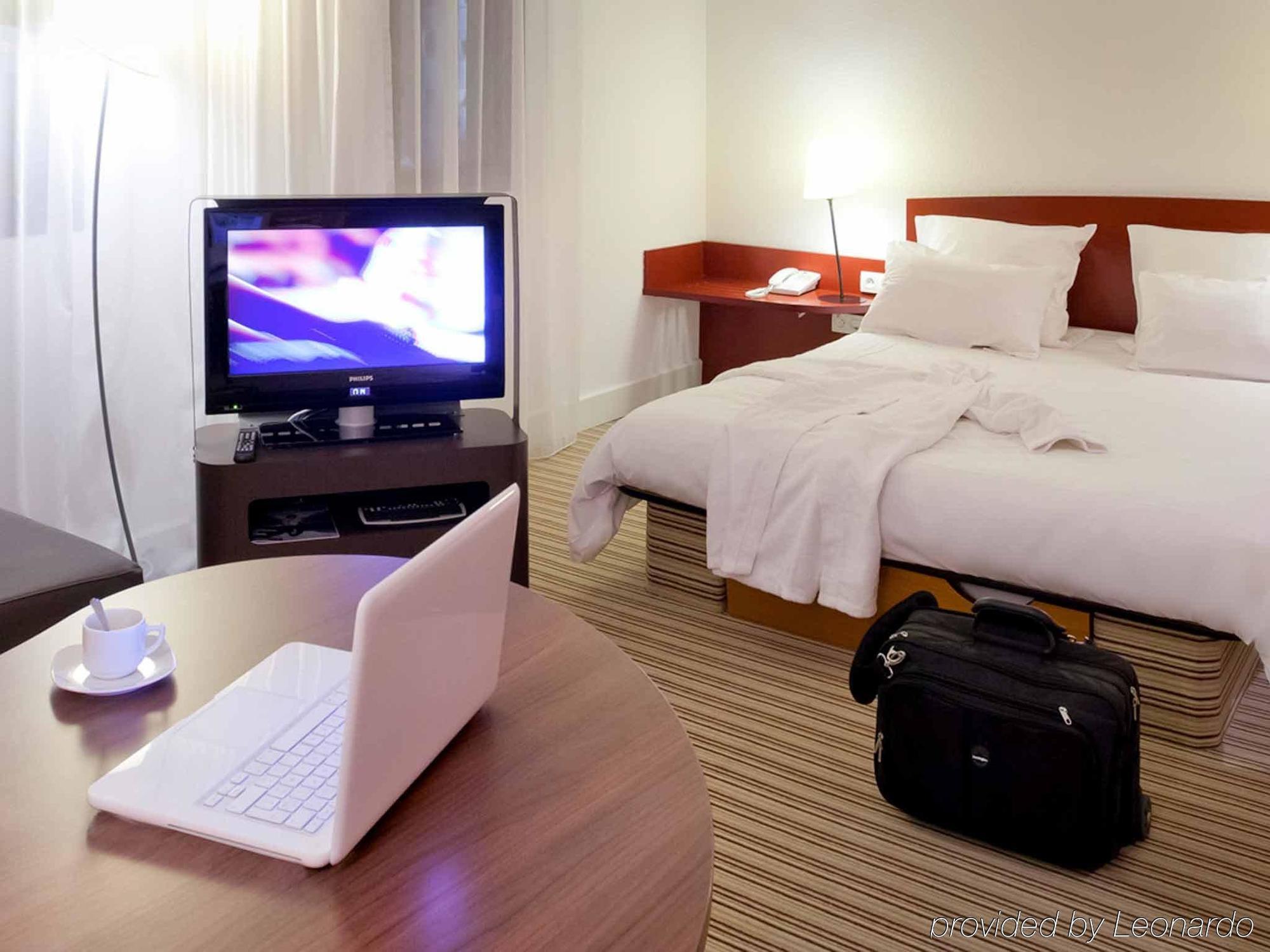 B&B Hotel Calais Terminal Cite Europe 4 Etoiles コケル 部屋 写真